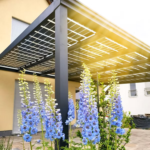 Solcellscarport – kombinera tak, skydd och egen elproduktion